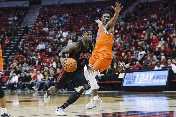 Photograph: UNLV Rebels vs Boise State Broncos - Las Vegas Weekly