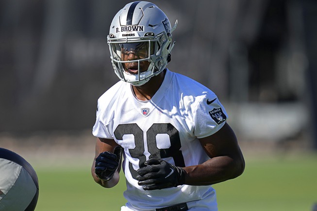 Photograph : Raiders Practice 