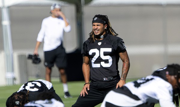 Raiders free safety Trevon Moehrig (25) and defensive tackle