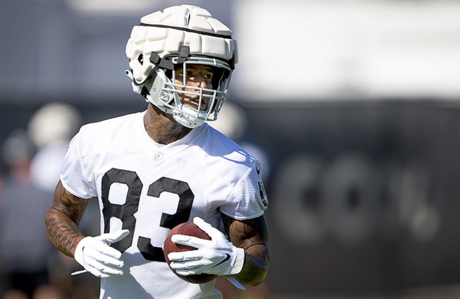 Las Vegas Raiders tight end Darren Waller (83) is shown during training camp at the Las Vegas Raiders Headquarters/Intermountain Healthcare Performance Center in Henderson, Thursday, July 21, 2022.