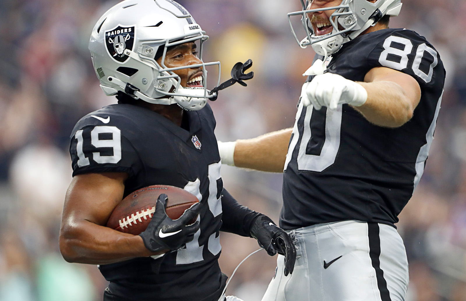 Best images from Raiders preseason win over Vikings