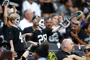 Raiders Beat Vikings, 26-20, in Preseason Game - Las Vegas Weekly