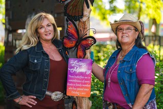 Alicia Mierke, left, and Sue Ann Cornwell at the Las Vegas Community Healing Garden on Thursday, September 29, 2022.