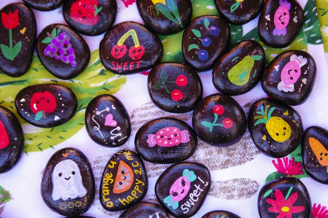 Photograph : Student Farmers Market Las Vegas Sun News