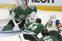 Golden Knights Defeat Stars in Game 3