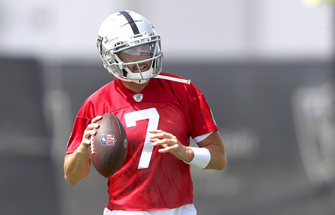 Photograph : May 25: Raiders OTA 