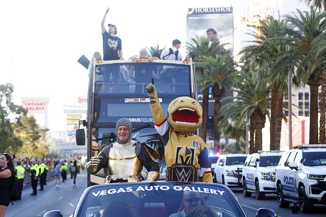 Golden Knights' championship parade takes over Las Vegas Strip - Las Vegas  Sun News