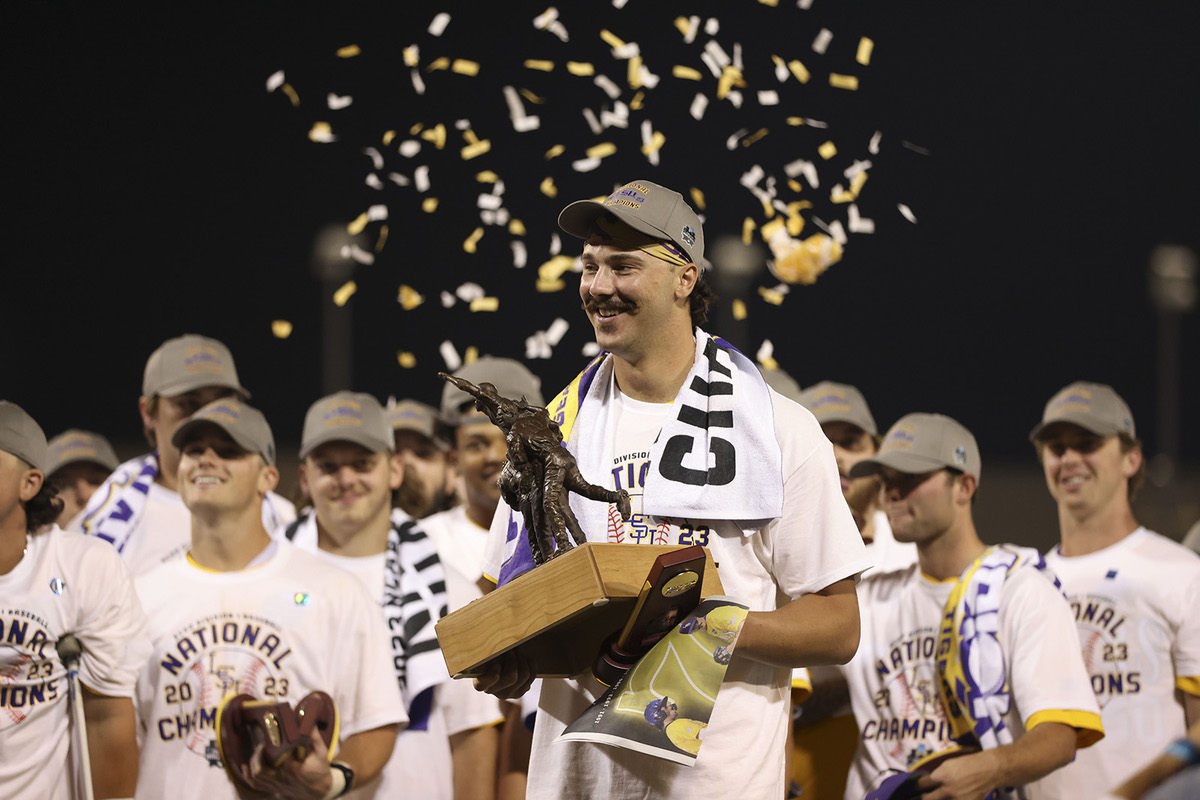 MLB on X: With the first pick in the #MLBDraft, the @Pirates select RHP  Paul Skenes from LSU.  / X