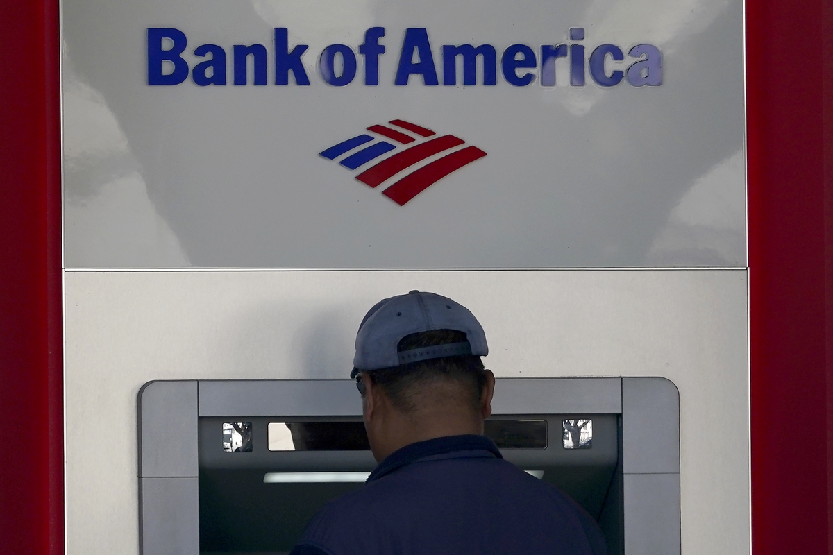 Bank Of America Hit With 250m In Fines And Refunds For Double Dipping Fees And Fake Accounts 