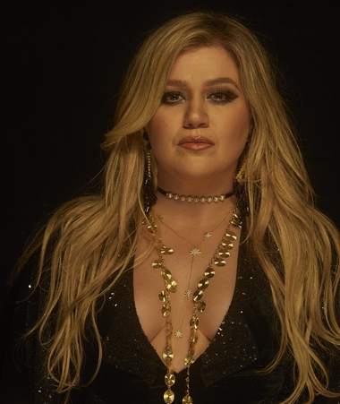 Kelly Clarkson opens a series of ten shows this week at Bakkt Theater.