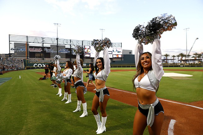 las vegas raiders raiderettes