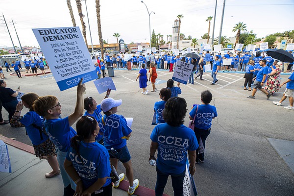 CCSD makes bigger pay raise offer to teachers union - Las Vegas Sun News
