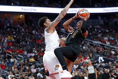 The Las Vegas Aces entered a July 7 game against the Dallas Wings looking almost unbeatable. They were 16-1 at the time, the only loss having come June 8 at Connecticut, and Las Vegas had responded to that setback by winning nine straight, mostly in blowout fashion. 