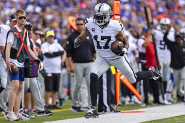 Raiders offense mired by imbalance, turnovers in loss to Steelers - Las  Vegas Sun News