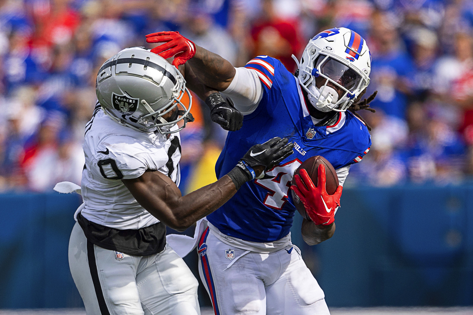 Top Shots: Raiders vs. Bills