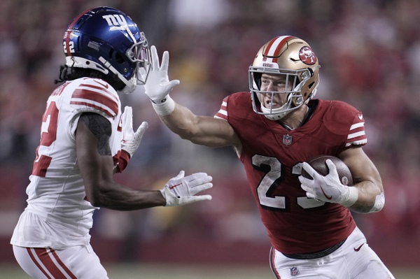 Christian McCaffrey and the 49ers win 13th straight in the regular season,  beat the Giants 30-12 - Las Vegas Sun News