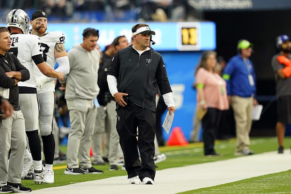 Raiders' Josh McDaniels new favorite to be first coach fired, Sports