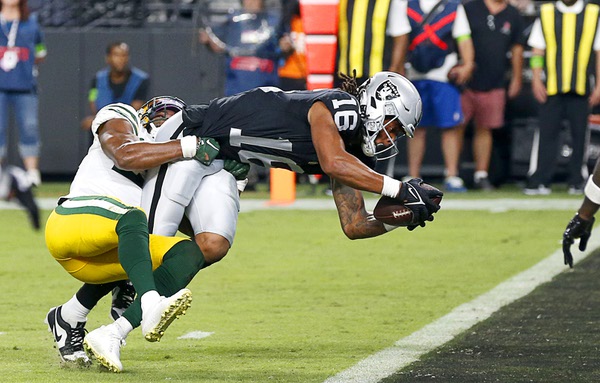 Raiders win season opener behind two touchdowns from Garoppolo, Meyers -  Las Vegas Sun News