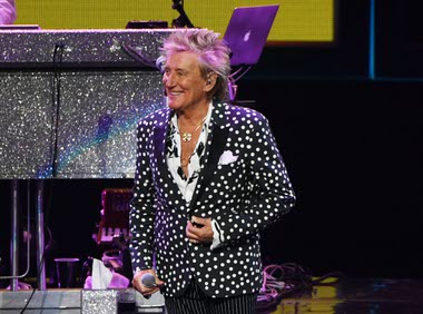 Rod Stewart is ready to wrap it up at the Colosseum.