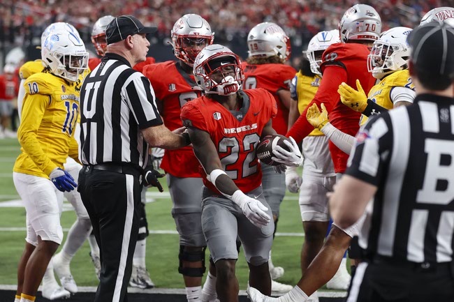 Rebels Fall to San Jose State Spartans, 37-31