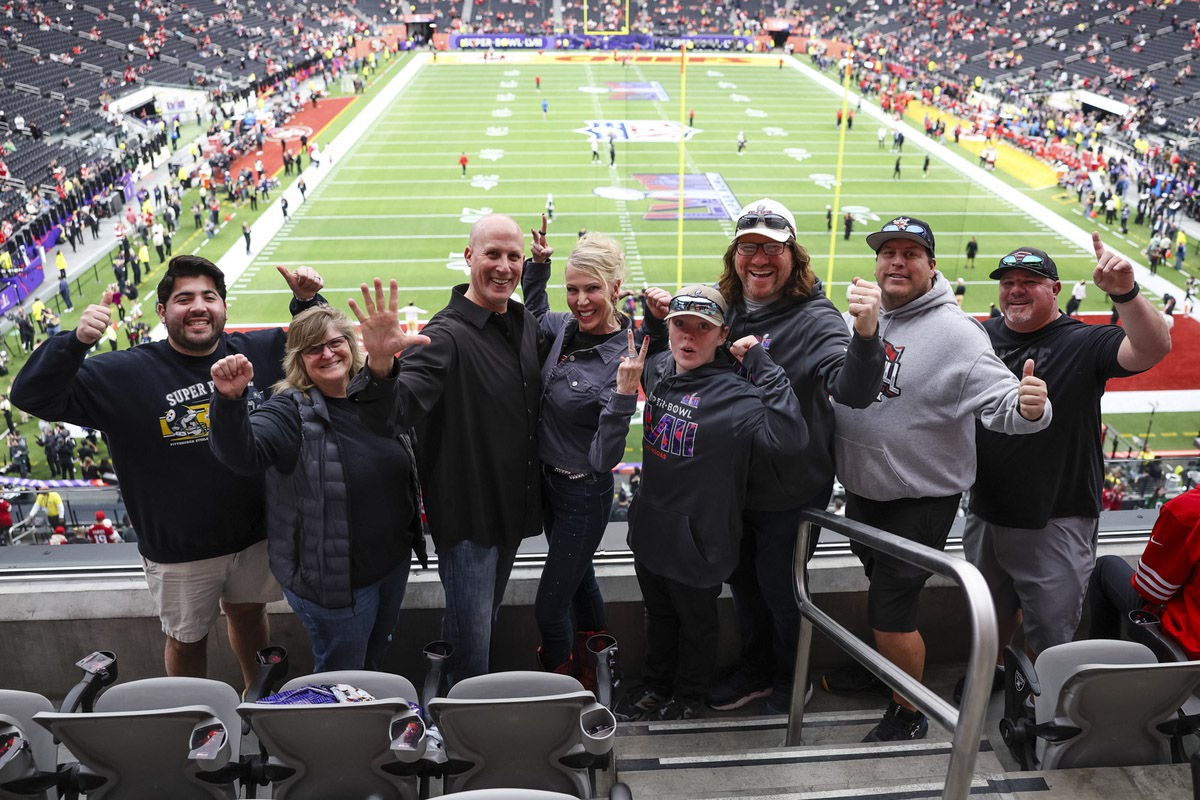 Las Vegas Raiders’ Generosity: Free Super Bowl Tickets Bring Community Together