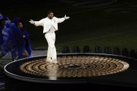 Usher and longtime partner Jenn Goicoechea married in Las Vegas just hours after the R&B superstar's headline appearance at the Super Bowl halftime show, according to officials and documents. The officiant who wed the pair is ...