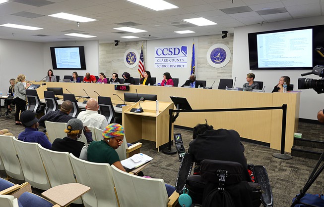 Trustees Discuss Superintendent Search