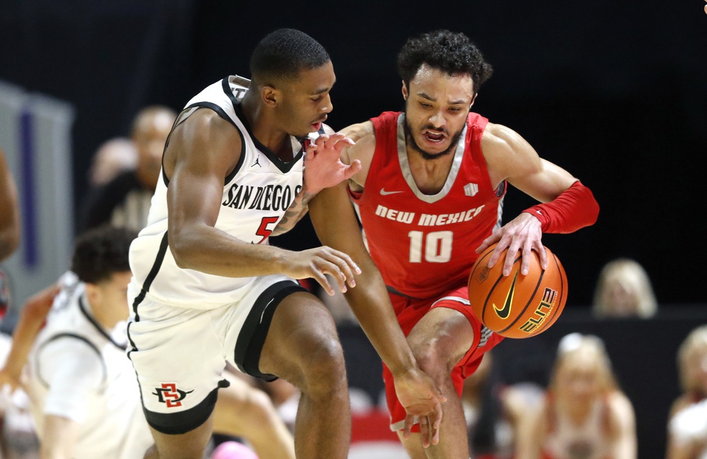 New Mexico fends off San Diego State for Mountain West title Las