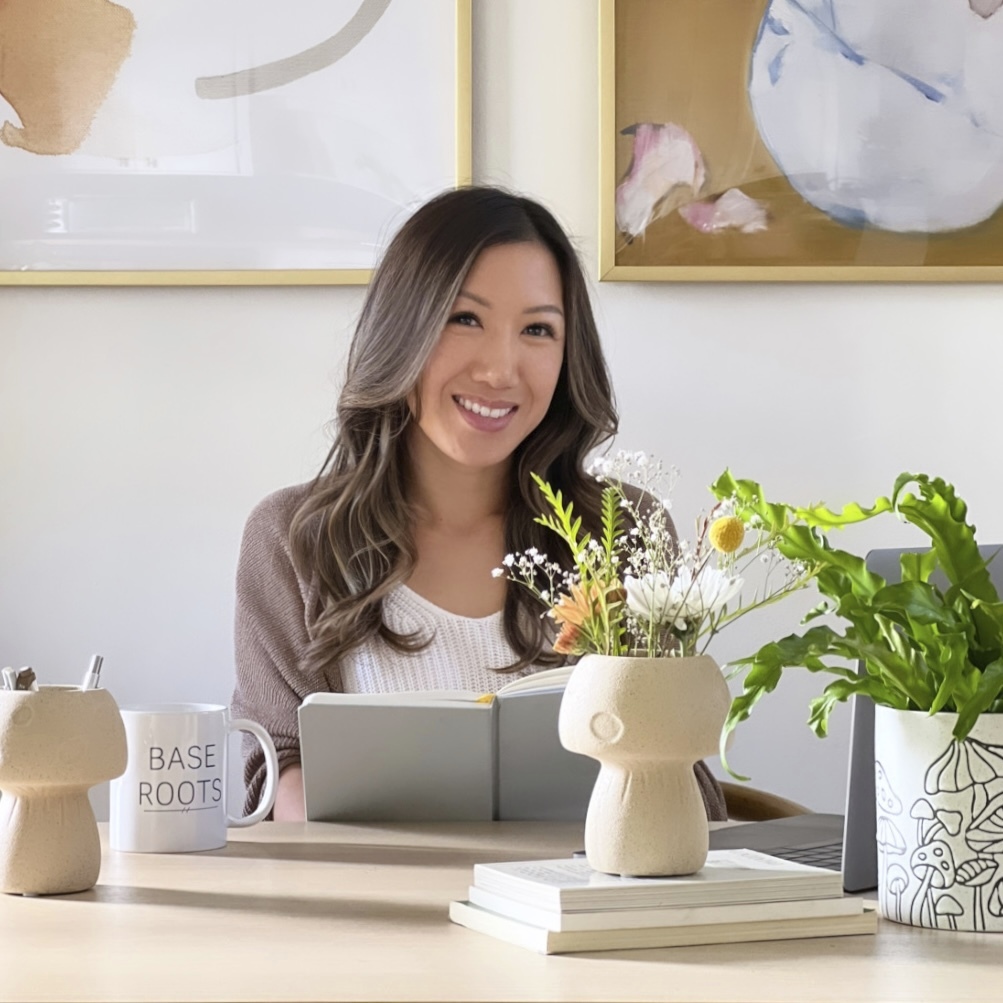 Home decor entrepreneur plants roots of business without being rooted to location