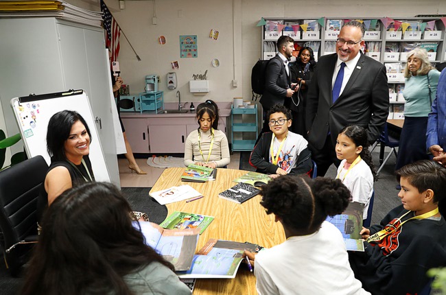 CCSD s accelerated path to teacher certification draws national