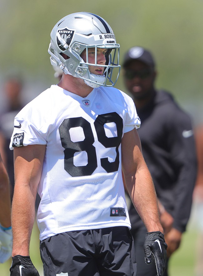 Las Vegas Raiders tight end Brock Bowers (89) is shown during rookie minicamp at the Raiders Headquarters/Intermountain Health Performance Center in Henderson Friday, May 10, 2024.