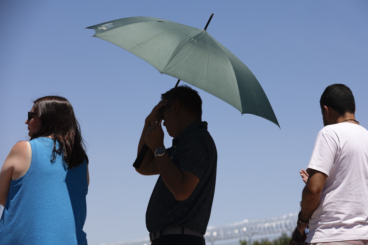 Heat-related deaths decline in Clark County for 2025