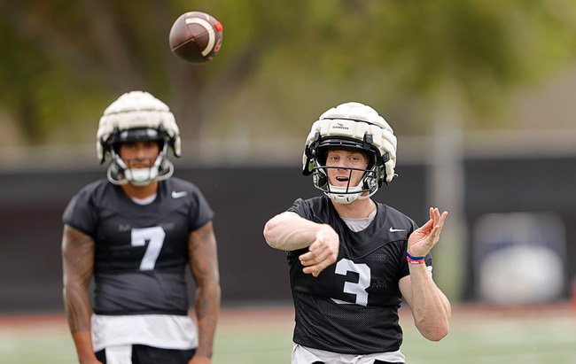 UNLV Quarterback Matthew Sluka