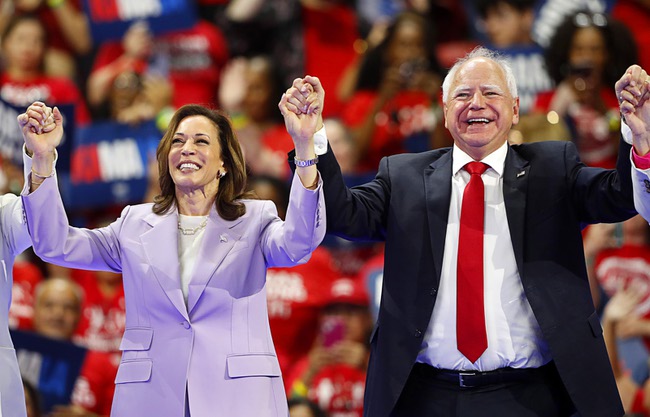 Harris-Walz Rally at Thomas & Mack