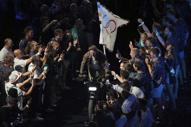 Tom Cruise olympics