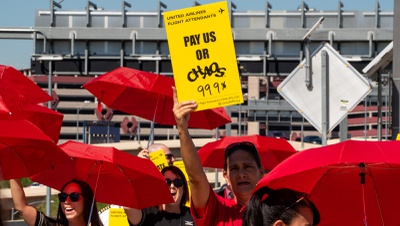 United flight attendants announce strike authorization in Las Vegas