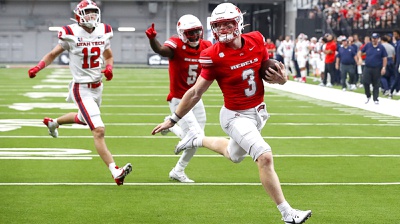 Game day: Records fall as UNLV routs Utah Tech, 72-14