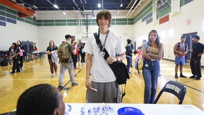 Shadow Ridge High students set example for the youth vote