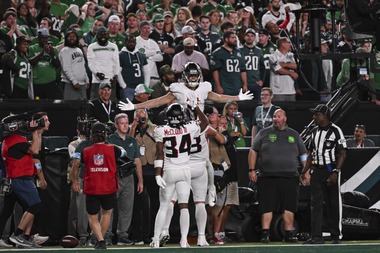 A suspenseful set of standalone, primetime games through two weeks has served as a reminder to why the NFL reigns supreme in popularity — and of how difficult it can be bet on. ...

