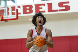 UNLV Rebels forward Jacob Bannarbie (12) practices at UNLV Monday, Sept. 23, 2024.