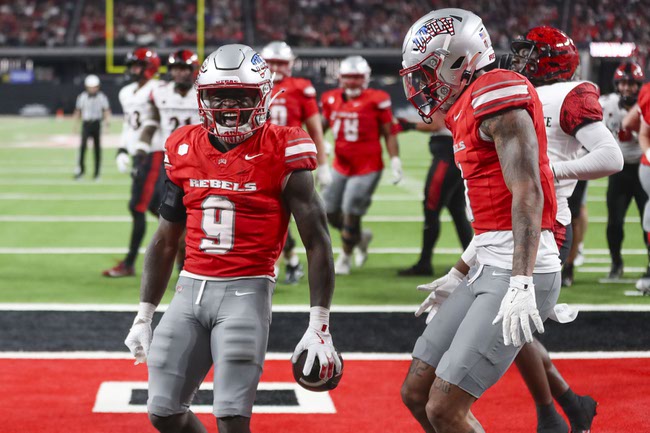 UNLV Football Back In National Rankings At No 23 Las Vegas Sun News 20241116 Sun UNLV VS SAN DIEGO STATE Selects WV 037 T650