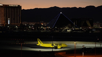 Dip in Las Vegas tourism traced to Spirit bankruptcy, Canadians' pullback