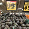 Photo: Avocados are displayed for sale at a grocery store