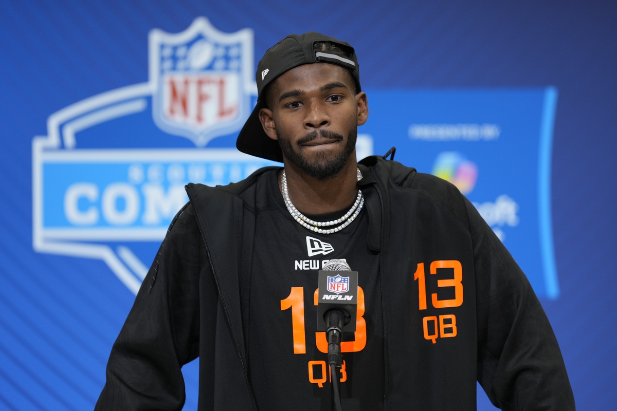Rookie QB Shedeur Sanders will make his first NFL start for the Browns on Sunday in Las Vegas