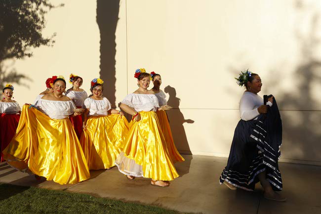 Colombian performers prepare to march during the Latin Heritage Parade at Downtown Summerlin, Tuesday, Sept. 16, 2025.