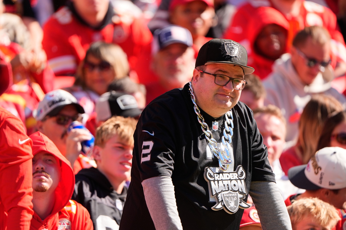 Bye week comes at opportune time for Raiders after 31-0 loss to Chiefs