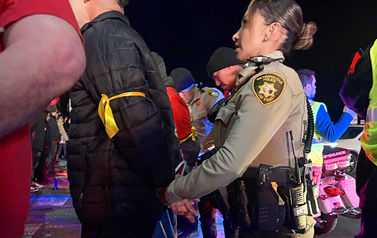 Las Vegas airport workers arrested in civil disobedience over stalled contract talks