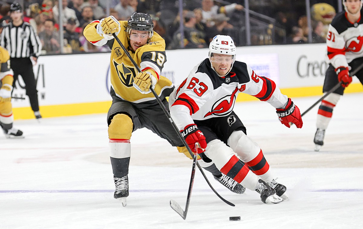 Jesper Bratt notches winner in shootout as Devils top Golden Knights in Vegas, 2-1
