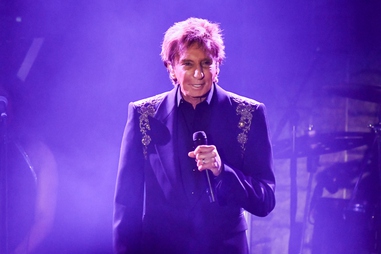 Barry Manilow performs during the Pre-Grammy Gala on Feb. 1, 2025, at the Beverly Hilton Hotel in Beverly Hills,&nbsp;Calif.


