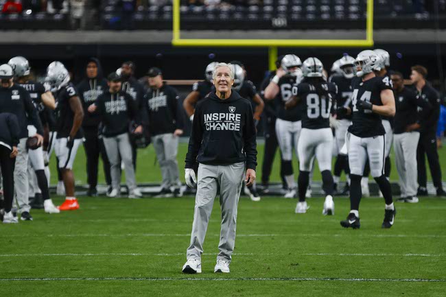 Raiders close in on No. 1 overall draft pick with terrible loss to